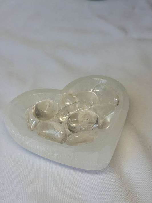 Clear quartz tumble